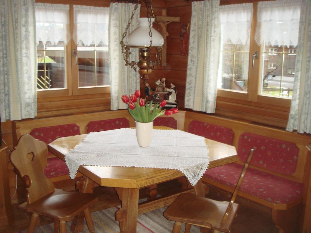Apartment Sutterluety بيزاو الغرفة الصورة